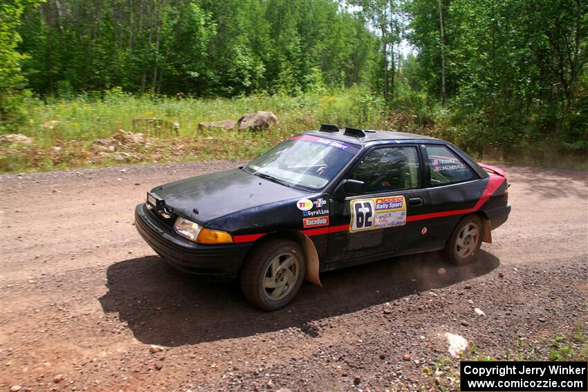 Joe Boburka / Elizabeth Unglenieks-Ploeg Ford Escort on SS3, Norway Home.