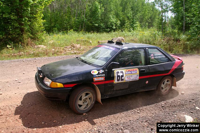 Joe Boburka / Elizabeth Unglenieks-Ploeg Ford Escort on SS3, Norway Home.