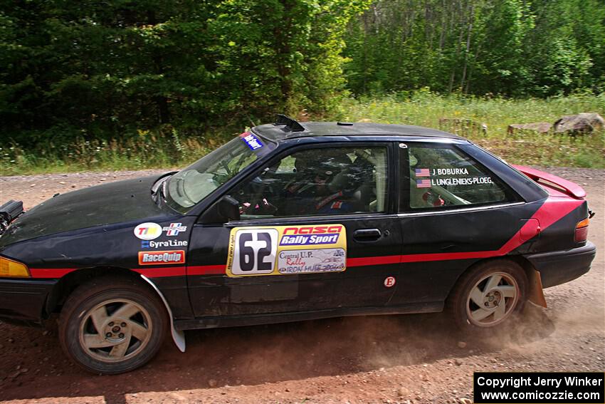 Joe Boburka / Elizabeth Unglenieks-Ploeg Ford Escort on SS3, Norway Home.