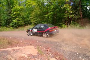 Joe Boburka / Elizabeth Unglenieks-Ploeg Ford Escort on SS3, Norway Home.