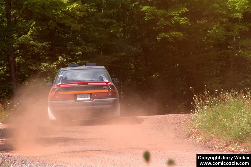 Joe Boburka / Elizabeth Unglenieks-Ploeg Ford Escort on SS3, Norway Home.