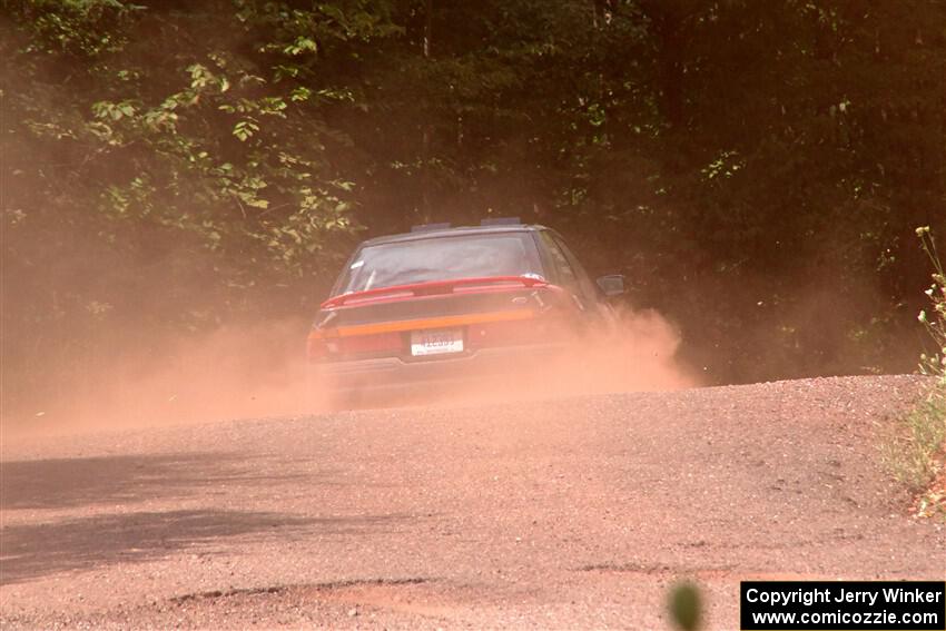 Joe Boburka / Elizabeth Unglenieks-Ploeg Ford Escort on SS3, Norway Home.