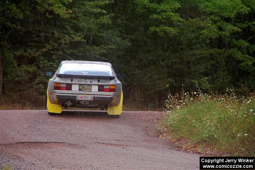 Matthew Heirtzler / Soren Olsen Porsche 944 on SS3, Norway Home.
