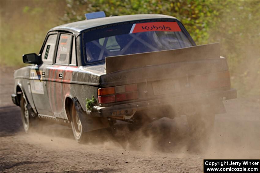 Adam Brock / Shanti Witt Volvo 244 on SS5, Norway South II.