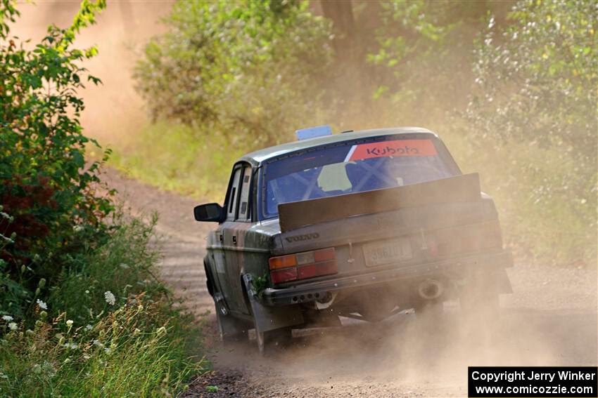Adam Brock / Shanti Witt Volvo 244 on SS5, Norway South II.