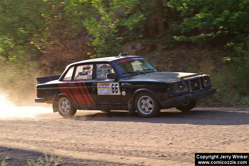 Adam Brock / Shanti Witt Volvo 244 on SS6, Norway North.