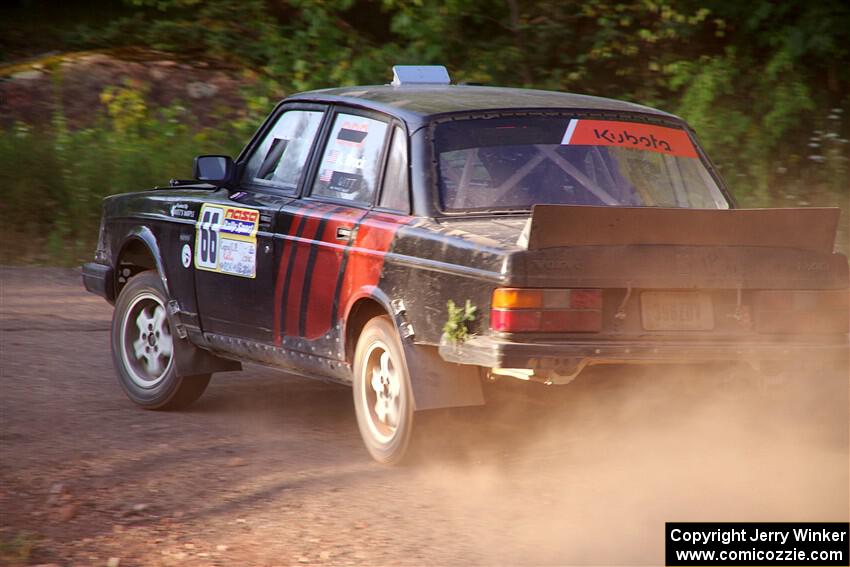 Adam Brock / Shanti Witt Volvo 244 on SS6, Norway North.