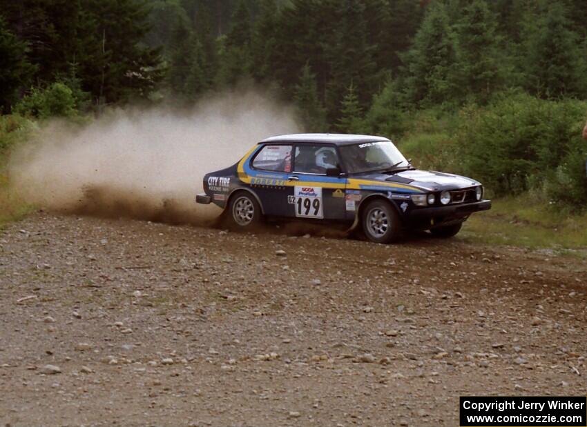 Mike White / Mike Ronan SAAB 99GLI on SS7 (Parmachenee East)