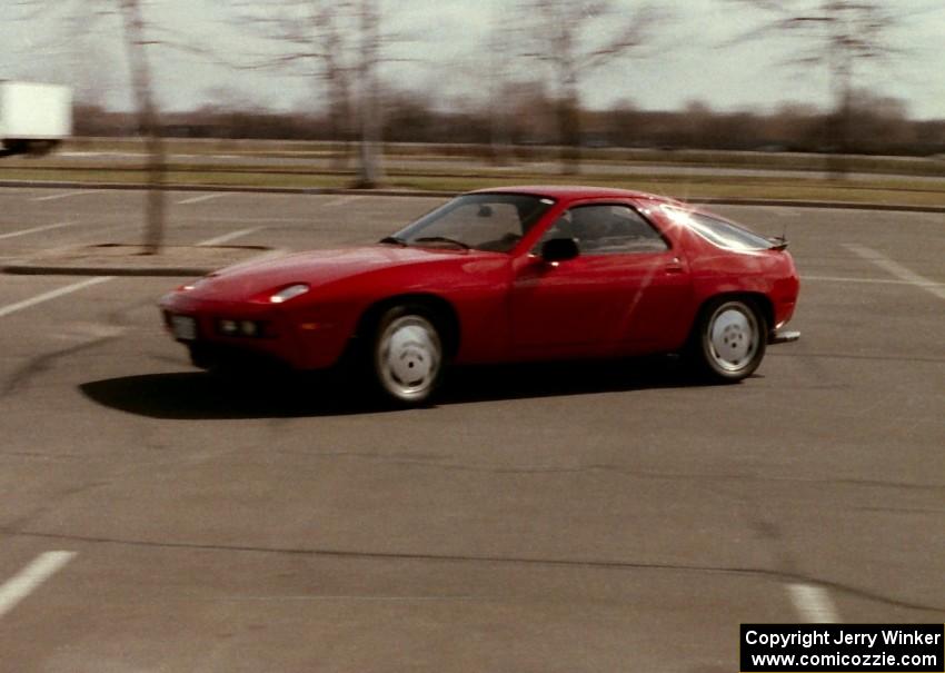 Kim Crumb's Porsche 928 at 3M