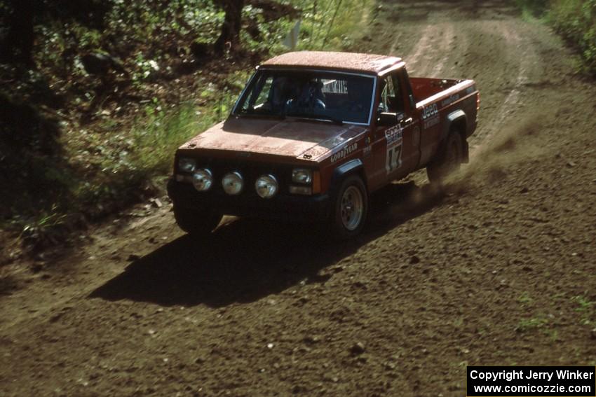 Roger Hull / Rob Cherry were fastest in the new truck class in their Jeep Comanche.