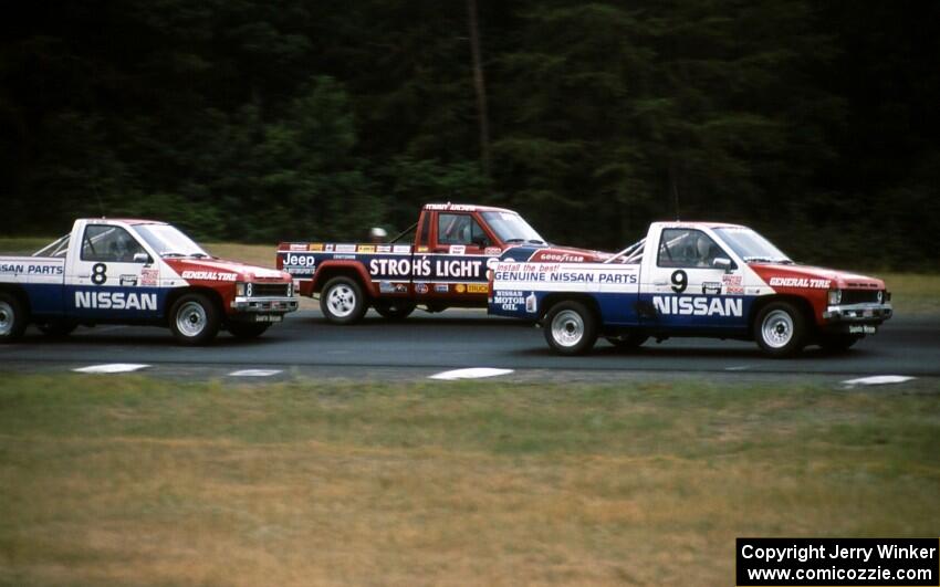 9 Scott Gaylords Nissan Pickup 33 Tommy Archers Jeep Comanche 8