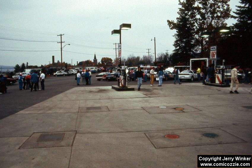 Overall view of the first L'Anse service at the Citgo gas station.(1)