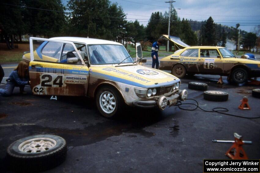 Goran Ostlund / Steve Baker SAAB 99 and Sam Bryan / Rob Walden SAAB 900 at Copper Harbor service.