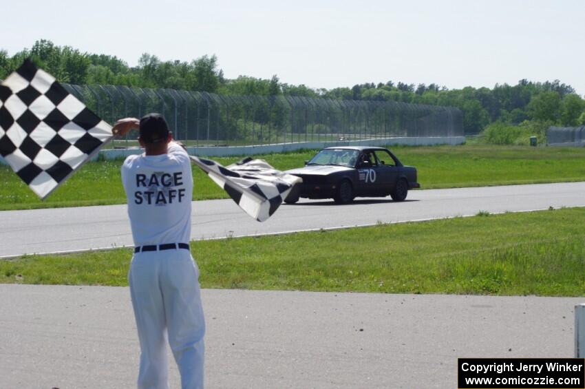 Speed Doctors BMW 325e takes the checkered flag