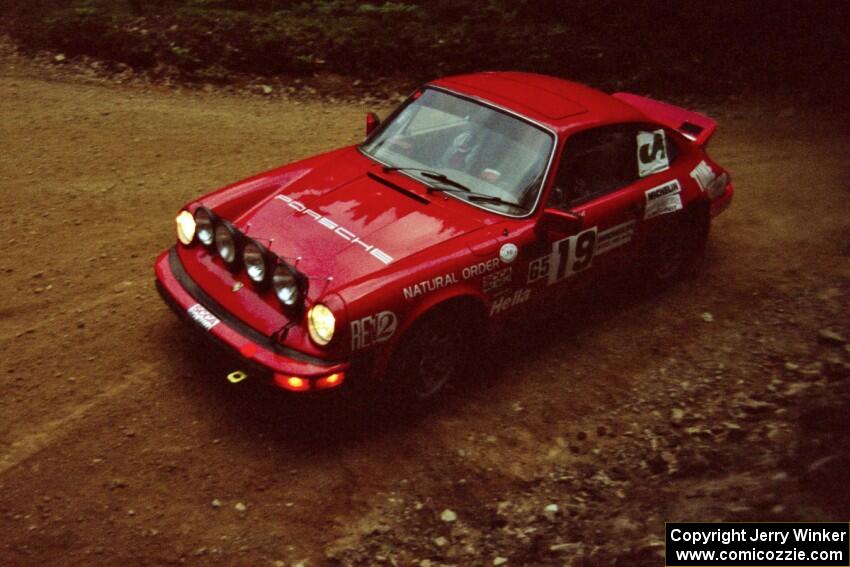 Mike Hurst / Rob Bohn Porsche 911 at a 90-left on SS7, Wilson Run I.